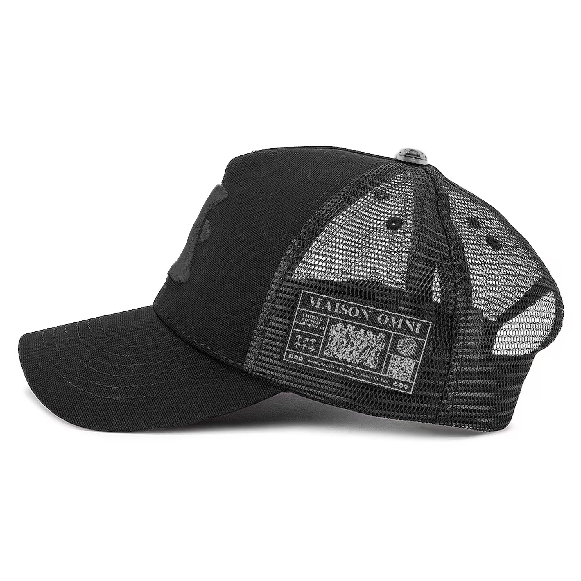 Maison omni trucker hat black
